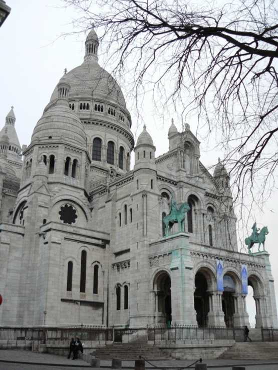 Фото базилики Сакре-Кёр в Париже, Франция. Большая галерея качественных и красивых фотографий базилики Сакре-Кёр, которые Вы можете смотреть на нашем сайте...