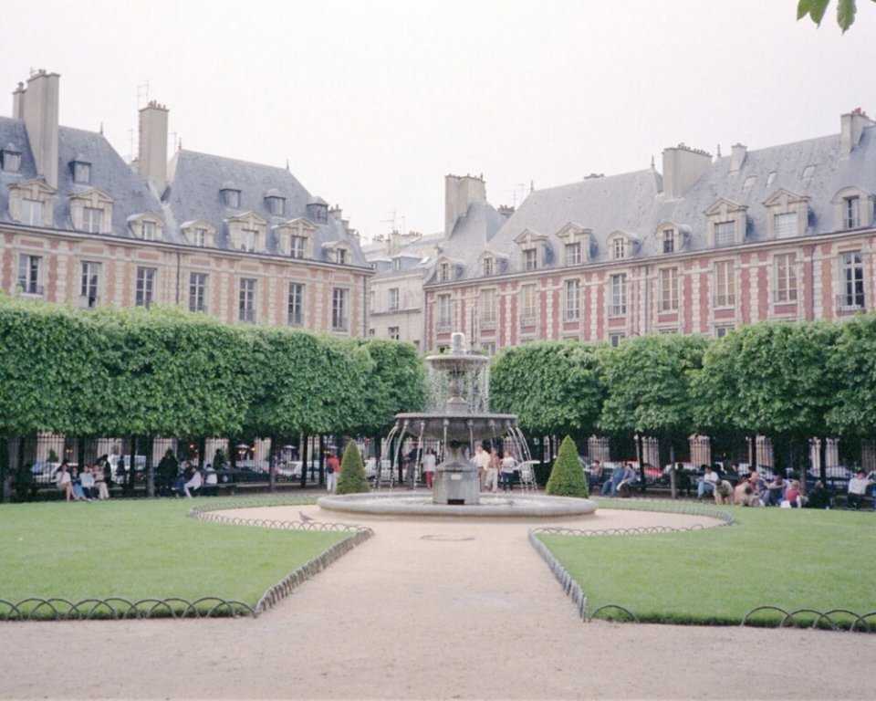 Площади во франции - фото, описание площадей во франции