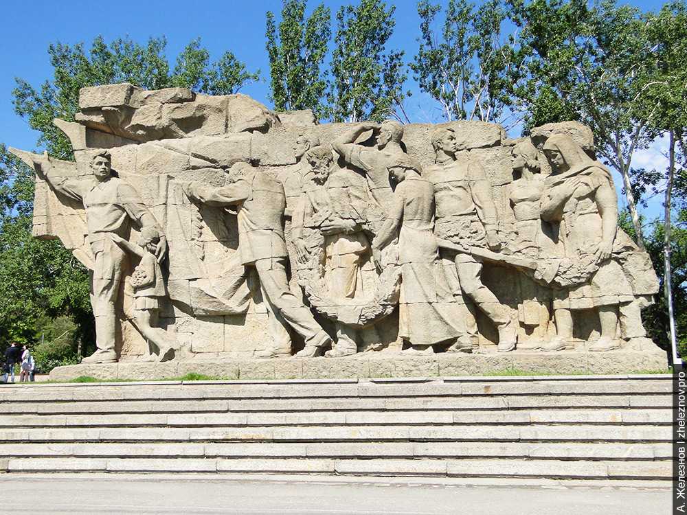 30 лучших памятников владивостока