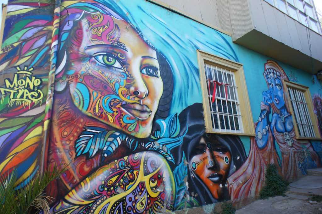 Чили. вальпараисо: город холмов и граффити