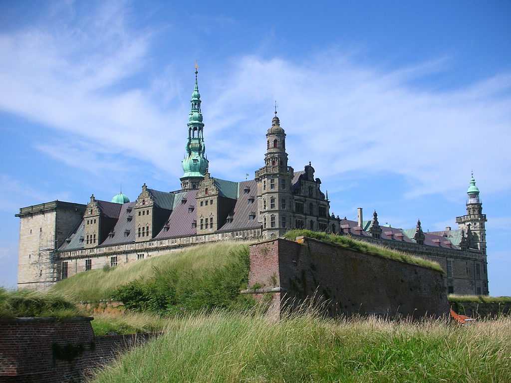 Замки датского региона зеландия ― фредериксборг и кронборг — rovdyr dreams