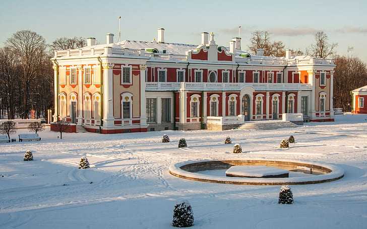 Фото парка Кадриорг в Таллине, Эстония. Большая галерея качественных и красивых фотографий парка Кадриорг, которые Вы можете смотреть на нашем сайте...