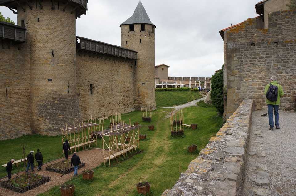 О замке каркассон во франции: описание крепости, где находится, как добраться