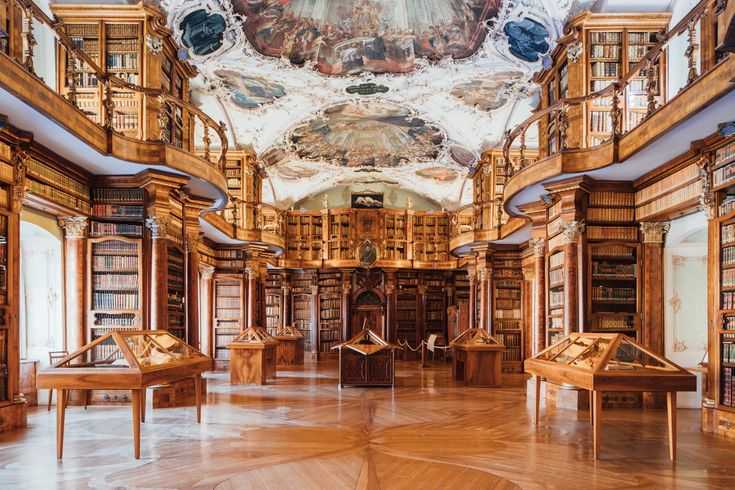 Топ 10 самые красивые библиотеки в мире