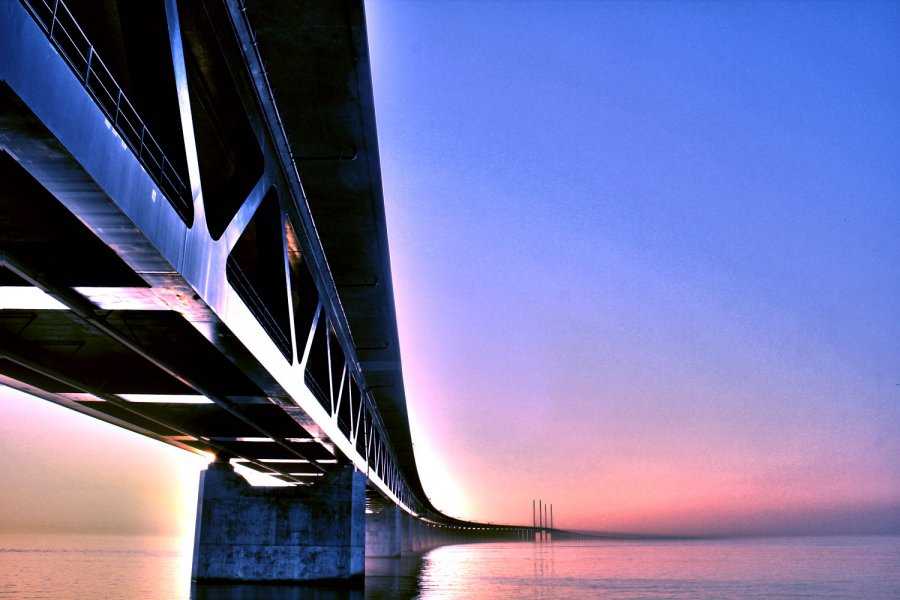 По разные стороны эресуннского моста-гиганта | fresher - лучшее из рунета за день