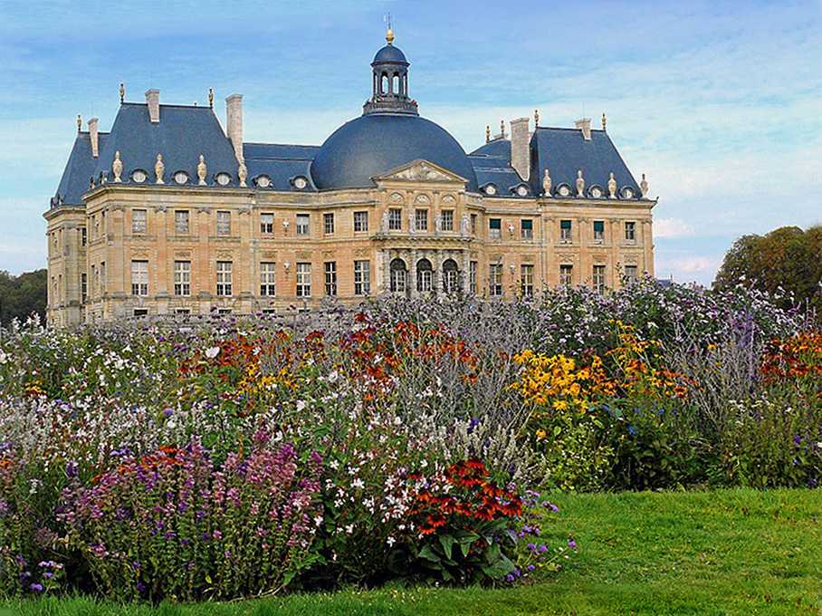Замок и парк во-ле-виконт (vaux le vicomte)