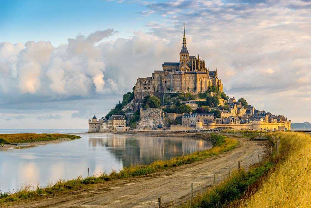 Фото Нормандии в Франции. Большая галерея качественных и красивых фотографий Нормандии, которые Вы можете смотреть на нашем сайте...