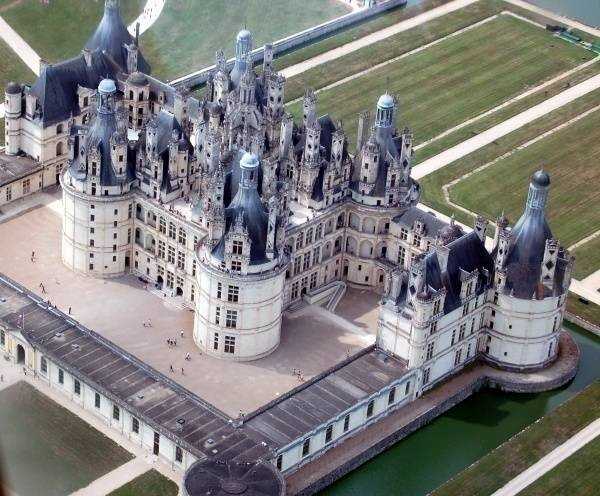 40 лучших замков франции
