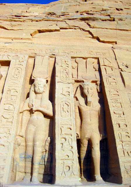 Скала абу-симбел в египте | мировой туризм