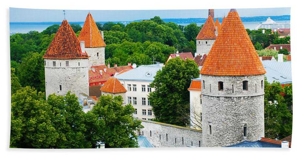 Замок алатскиви в эстонии