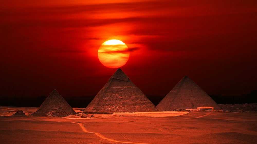 Загадки и тайны великих пирамид гизы в ливийской пустыне