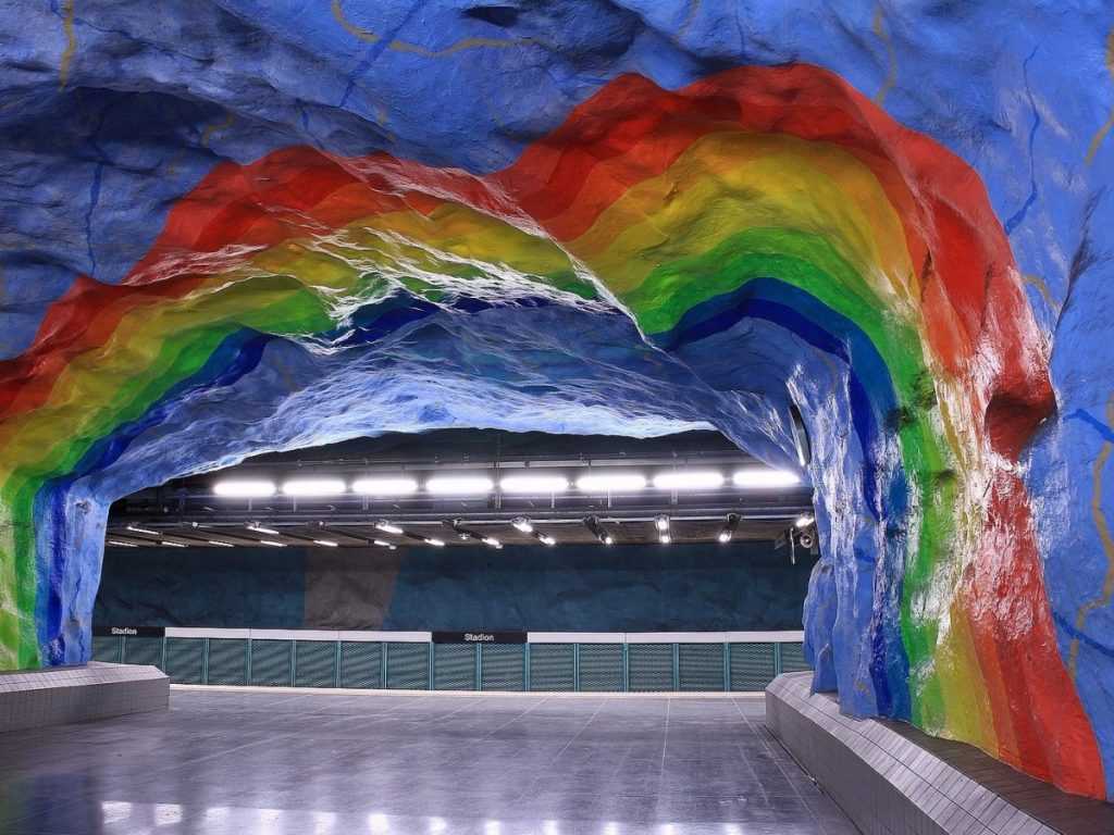 Топ-10 самых красивых станций метро в мире. + фото