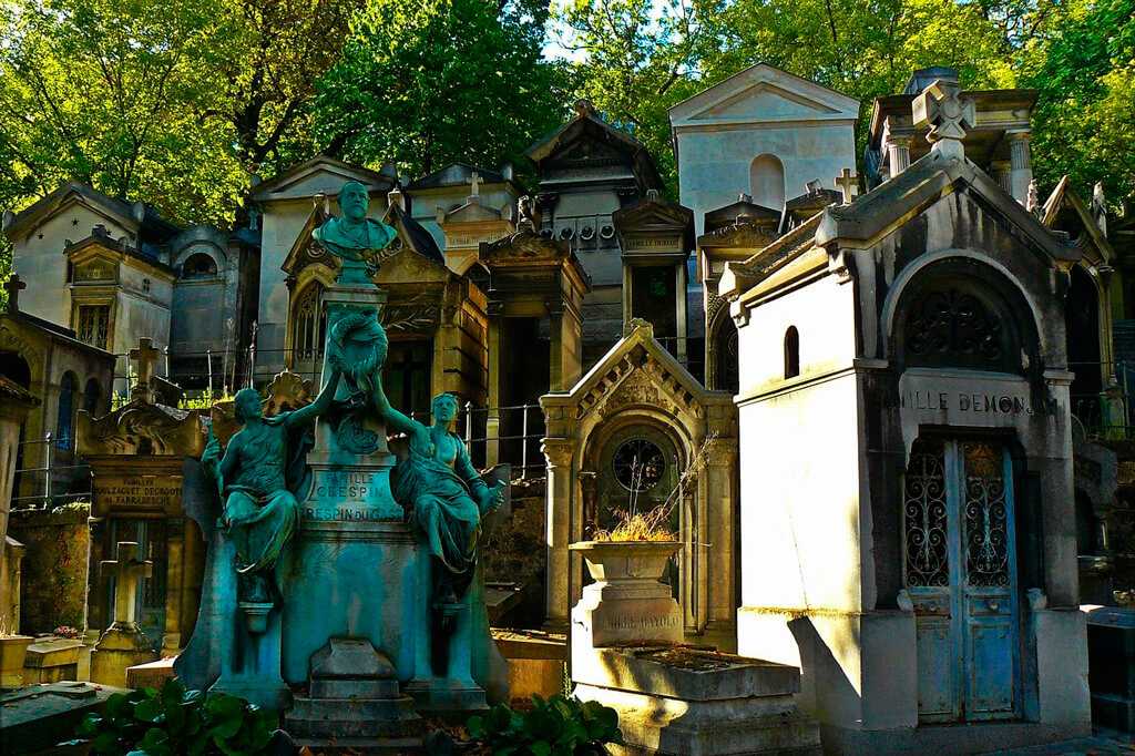 Кладбище пер лашез в париже