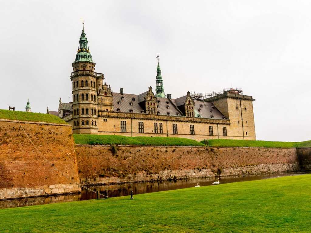 Замок розенборг в копенгагене: как добраться, режим работы 2019 и стоимость билетов, официальный сайт