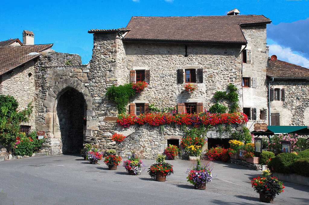 Юг франции: города-курорты и средневековье прованса | вояжист