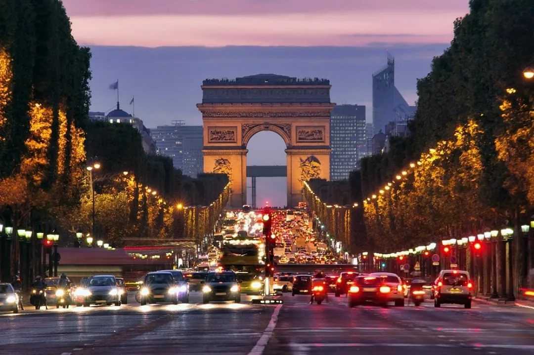 10 самых известных улиц парижа | paris10.ru: все про париж!