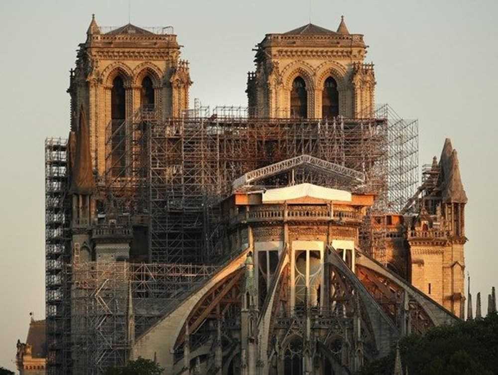 Собор парижской богоматери. отели рядом, фото, видео, отзывы, где находится, как добраться – туристер. ру