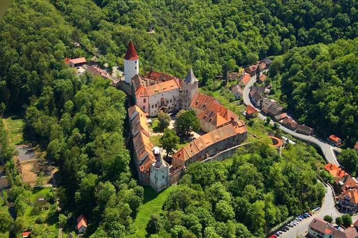 Замок добржиш — «маленький версаль» чехии