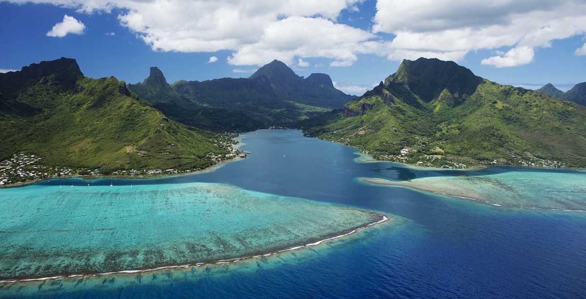 Фото острова Муреа в Французской Полинезии. Большая галерея качественных и красивых фотографий острова Муреа, которые Вы можете смотреть на нашем сайте...