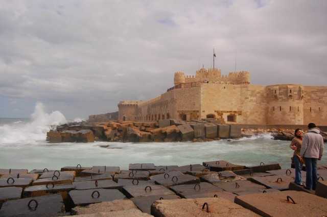 Фото форта Кайт-Бей в Александрии, Египет. Большая галерея качественных и красивых фотографий форта Кайт-Бей, которые Вы можете смотреть на нашем сайте...