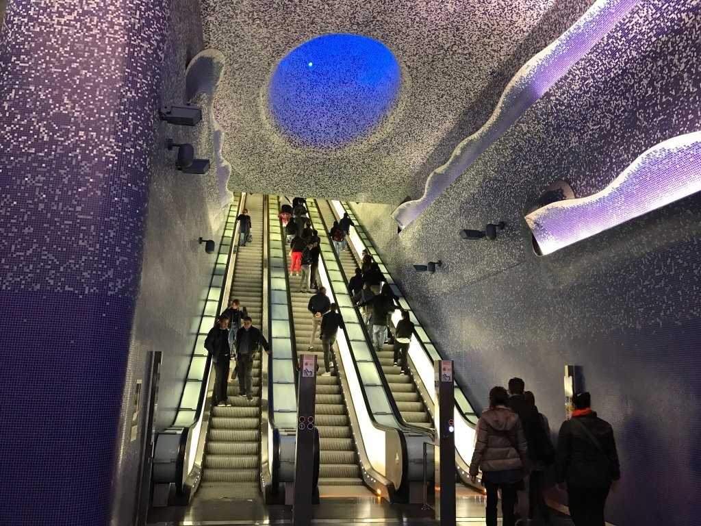 Московское метро как музей: 14 самых красивых станций и их история