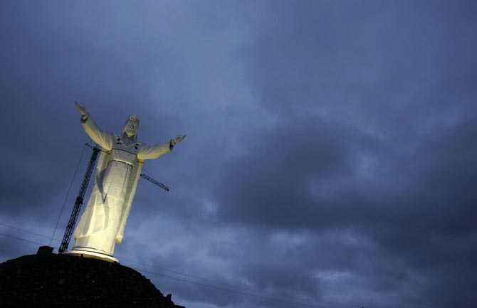 Самые высокие статуи иисуса христа в мире, о которых многие и не слышали