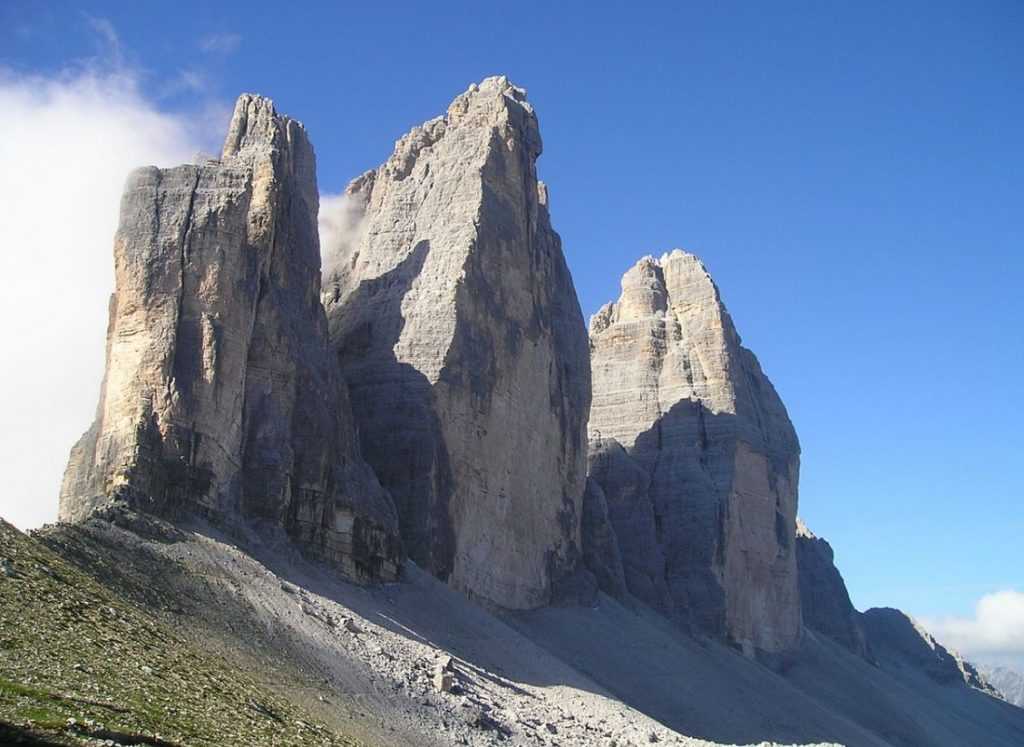 Национальный парк и горы tre cime di lavaredo