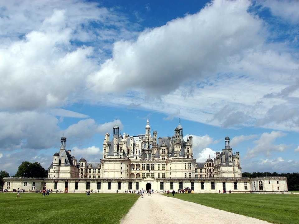 Замки франции - список всех замков франции, путеводитель по франции