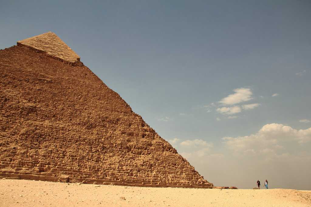 Египетские пирамиды гизы. великая пирамида хеопса. аналитики точка зрения