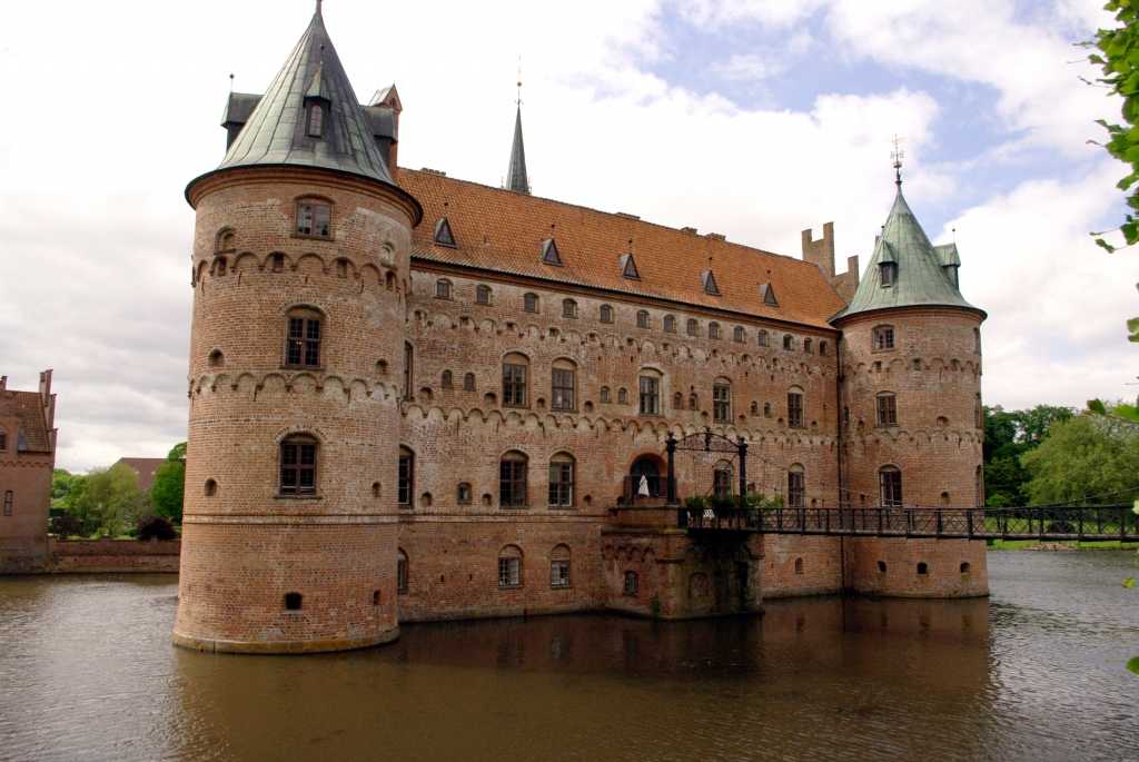 Копенгаген - оденсе и замок эгесков