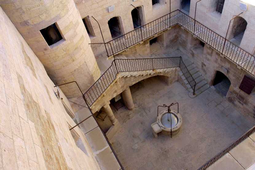 Замок иф (марсель, франция): фото с описанием, тайны и история знаменитого замка, где находится и как добраться