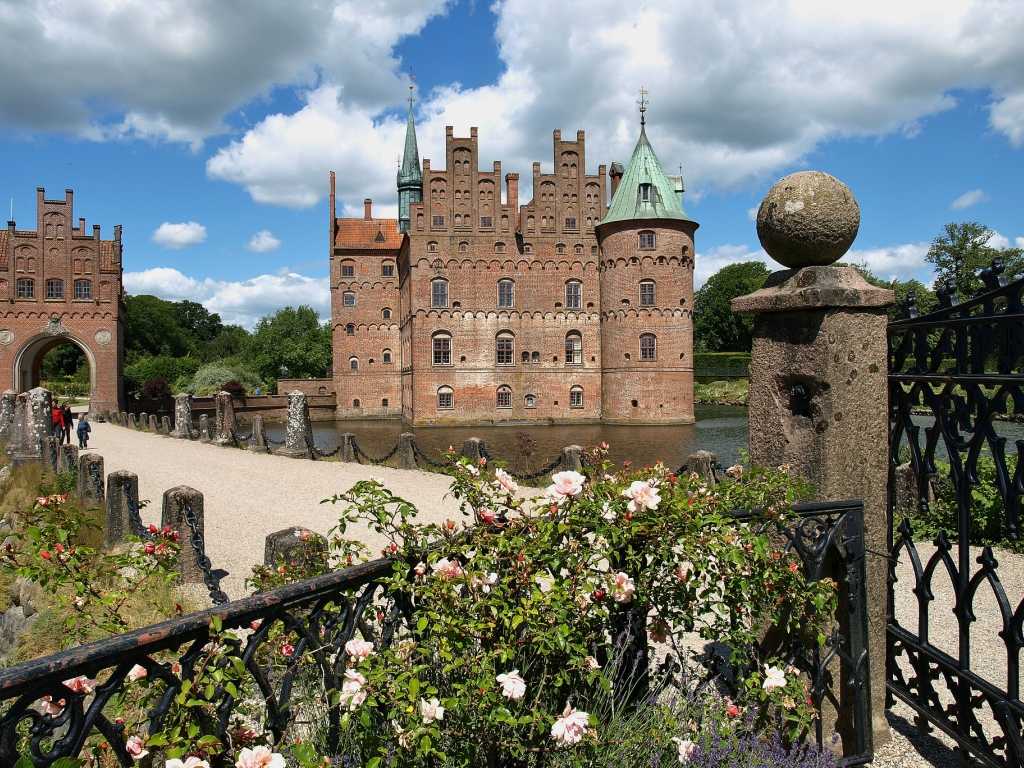 Замок розенборг – королевское величие дании