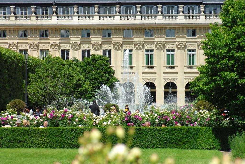 Пале-рояль (королевский дворец) (palais royal) описание и фото - франция: париж