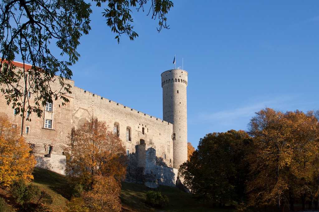 Замок тоомпеа (toompea) описание и фото - эстония: таллинн