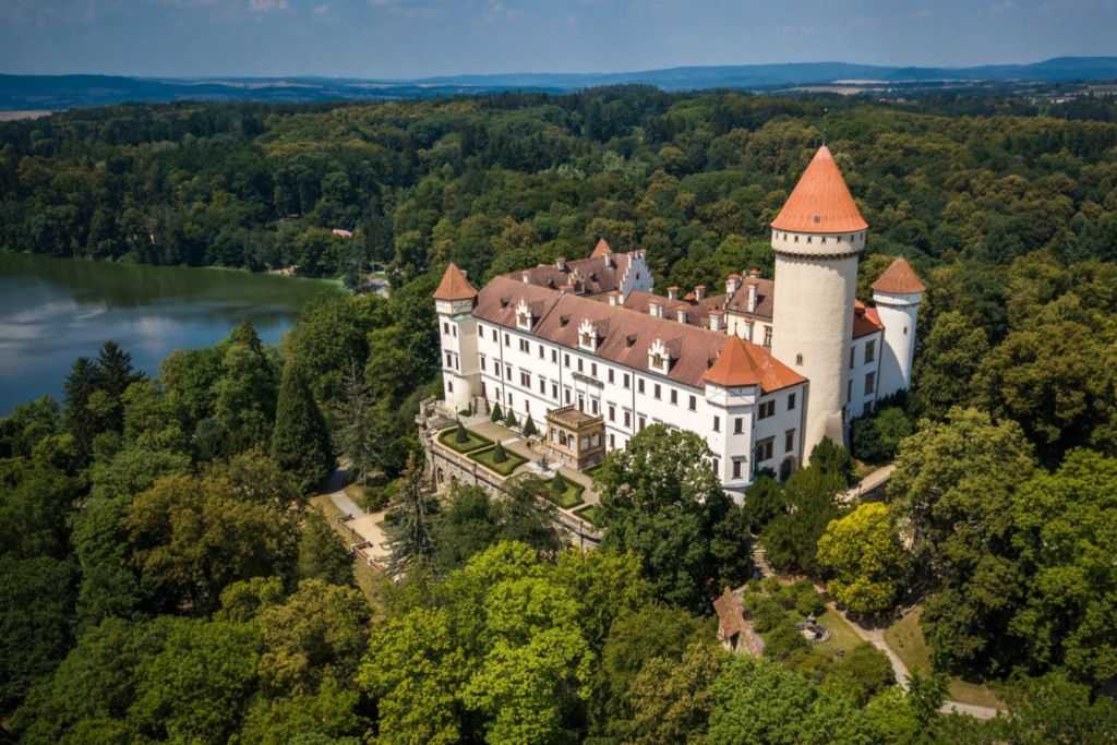 Замки чехии и праги на карте, самые красивые замки не далеко от праги с названиями