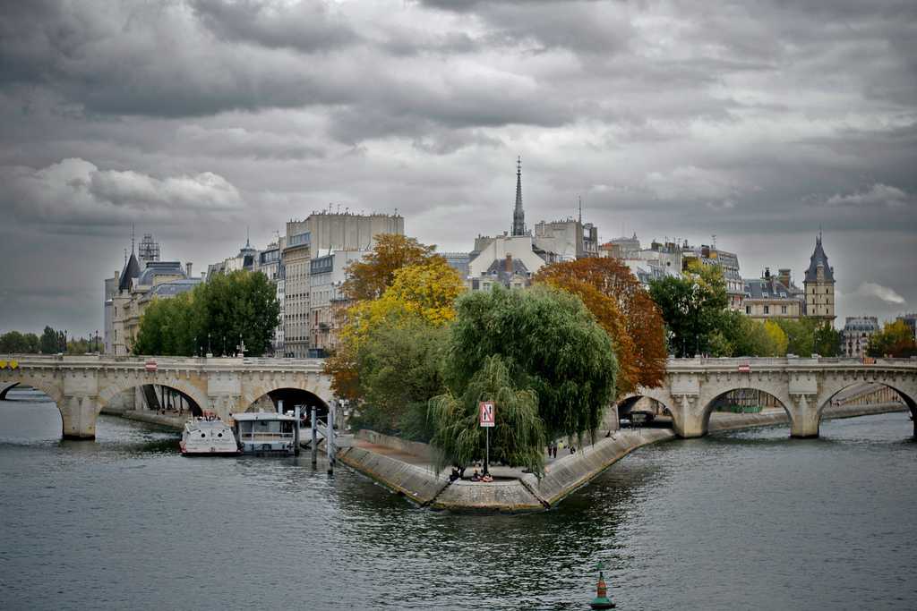 Остров сите в париже - старейший район города » globetrotter » описания достопримечательностей