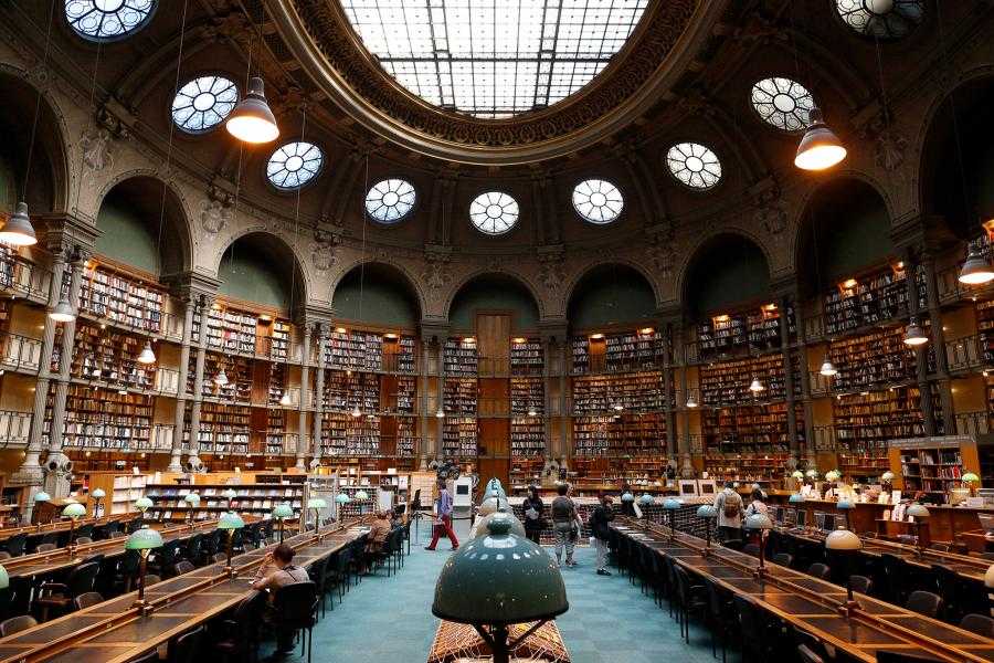 7 самых необычных библиотек со всего мира, где можно найти не только книги