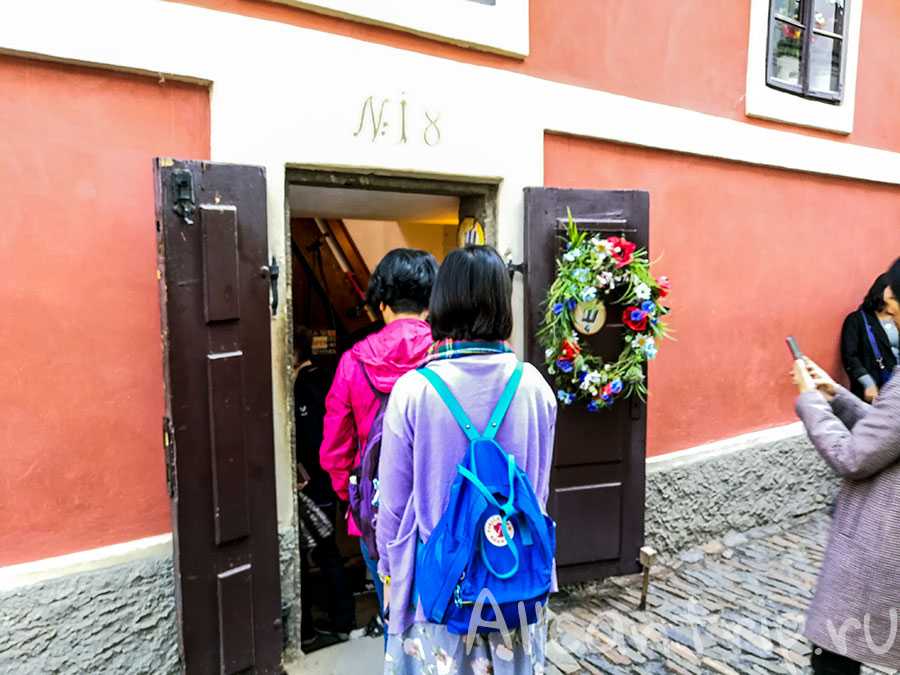 Золотая улочка (злата улочка) в праге — адрес, фото, отзывы, как добраться, отели рядом на туристер.ру